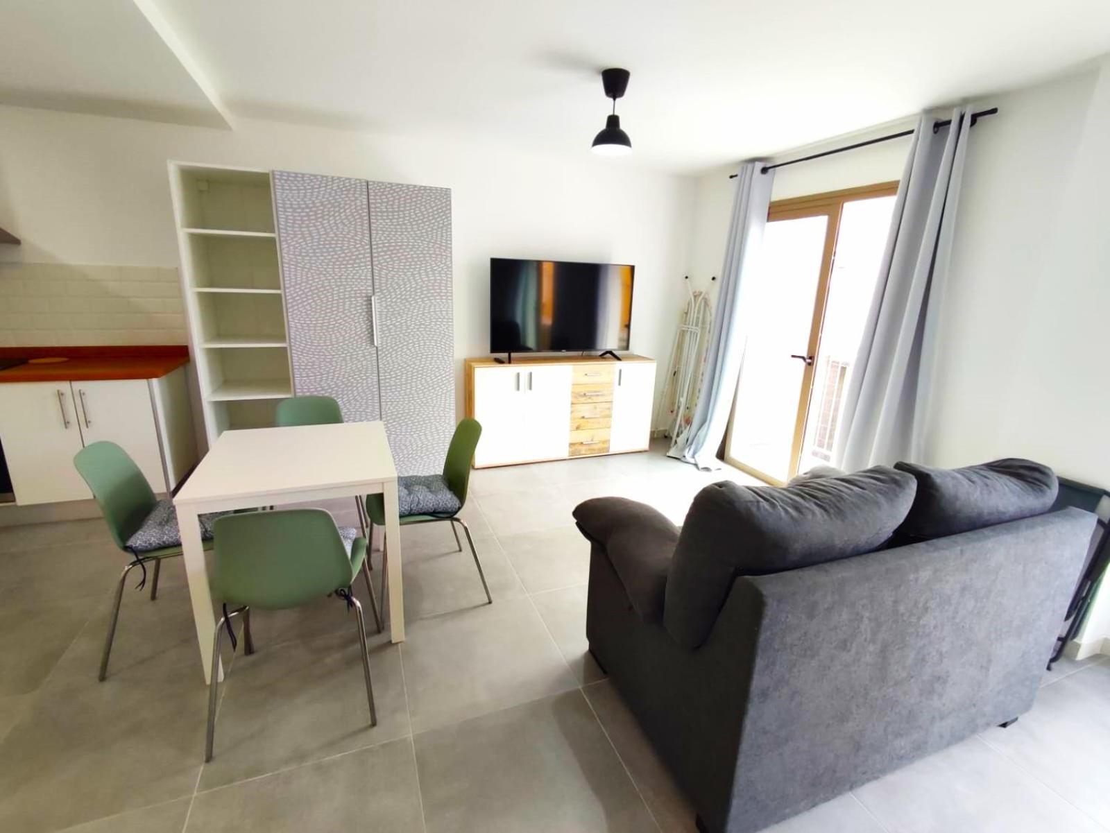Apartament Near The Ocean In Playa San Juan Екстериор снимка